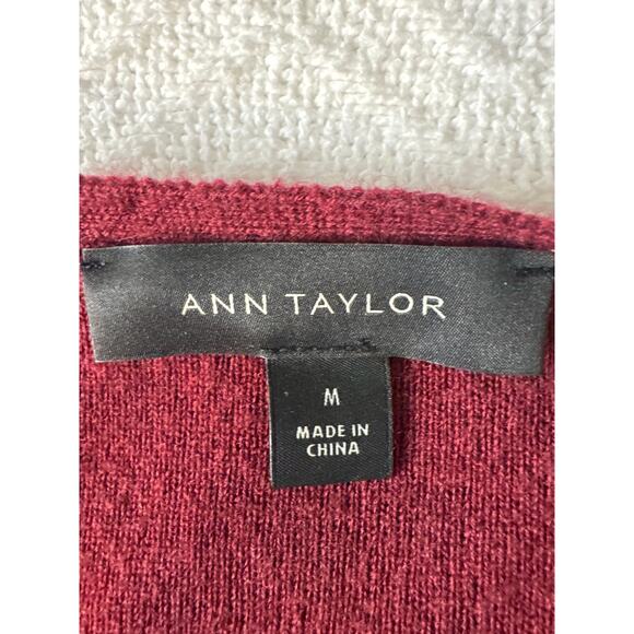 Ann Taylor 85% Wool Peplum Sweater Top Women’s M Burgundy V-Neck - Picture 5 of 6